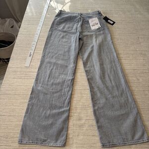 Rag & Bone Jeans The Lori High Rise Wide Leg Whitman Feather weight Soft Sz 28